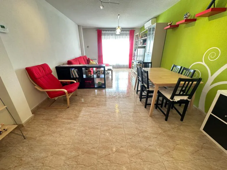 PISO EN EL CENTRO DE PARLA DE 2 HABITACIÓNES Y DOS BAÑOS — Casalia Inmobiliaria, Parla (foto 5 de 20)